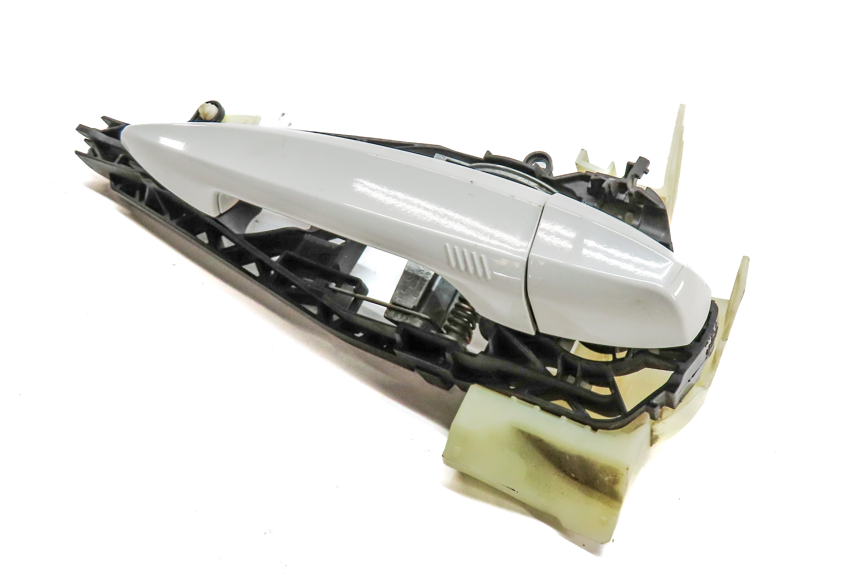 14-21 BMW X1 X2 X5 X6 (F15 F16 F39 F48) FRONT RIGHT COMFORT DOOR HANDLE (White) — exact item pictured